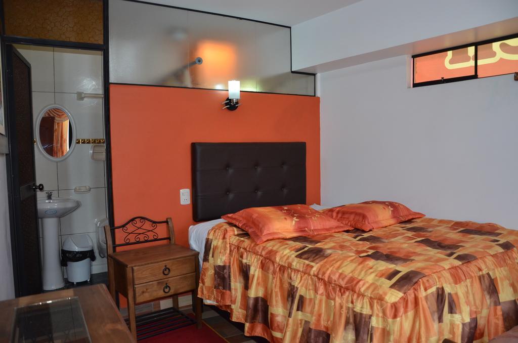 Hotel Residencial El Eden De Adan Y Eva Andahuaylas Eksteriør billede